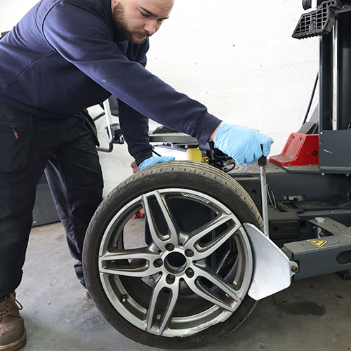 Alloy Wheel Refurbishment Eynsham, Witney